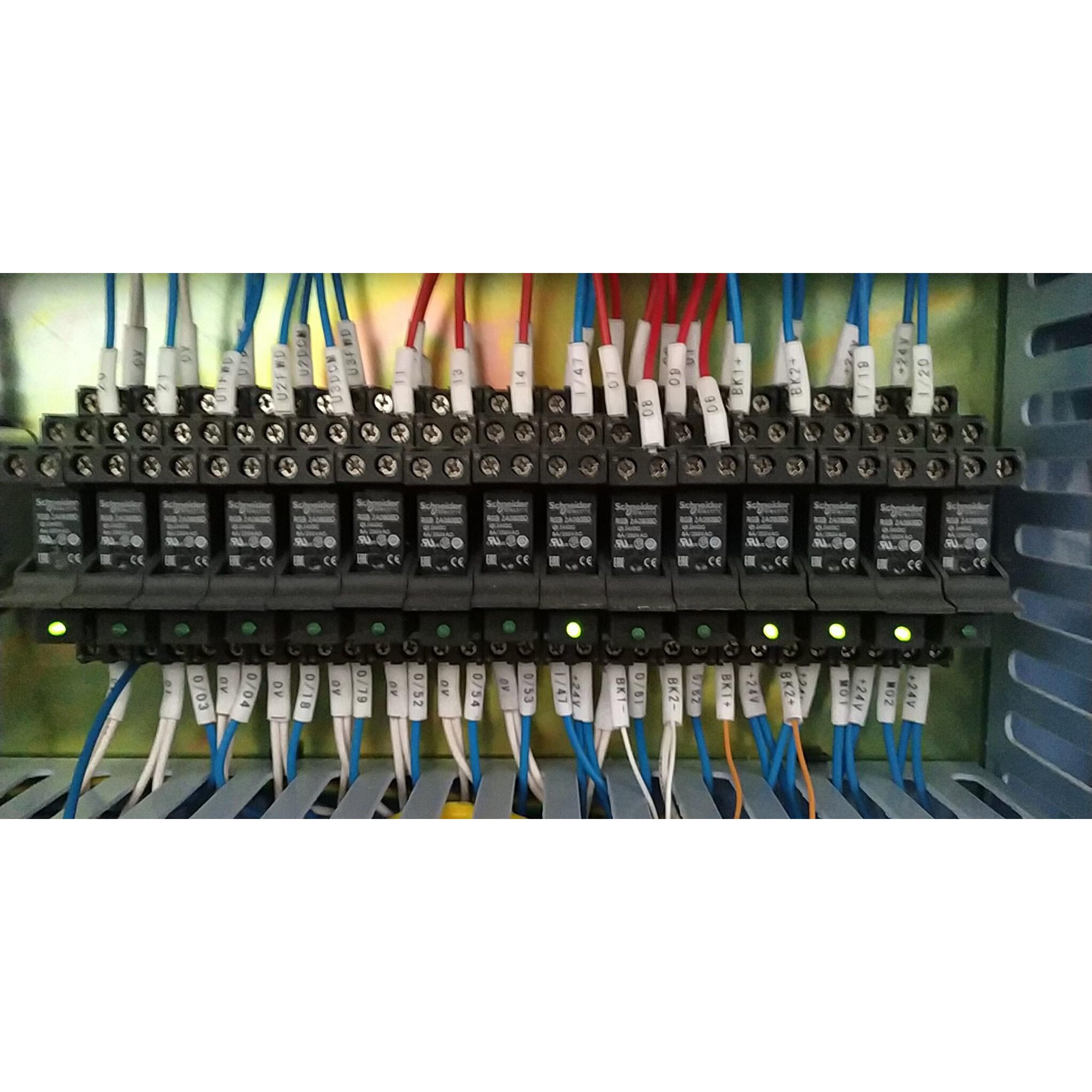 Excitech E8-1224D Beş Eksenli CNC İşleme Merkezi 4
