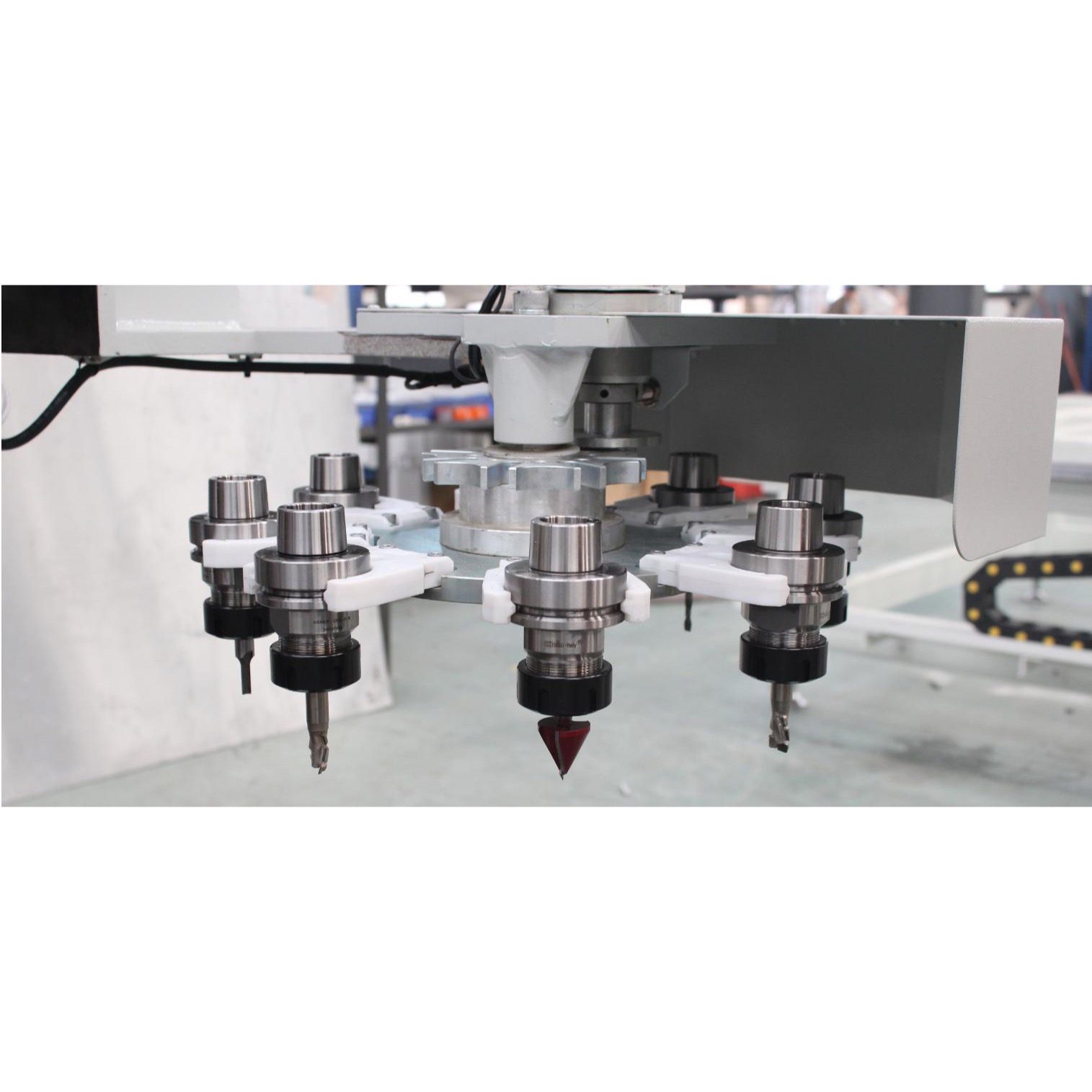 Excitech E8-1224D Beş Eksenli CNC İşleme Merkezi 12